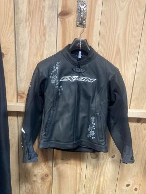 CUIR FEMME IXON